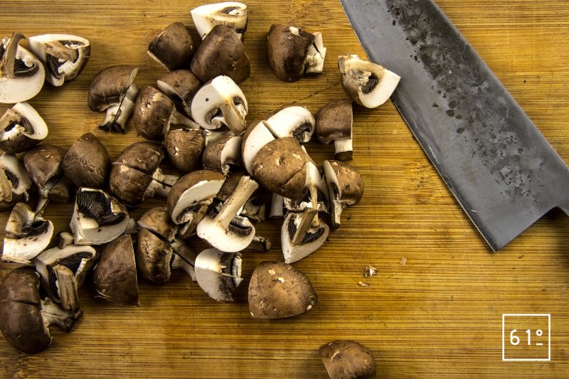 Bœuf Marengo - préparer les champignons bruns